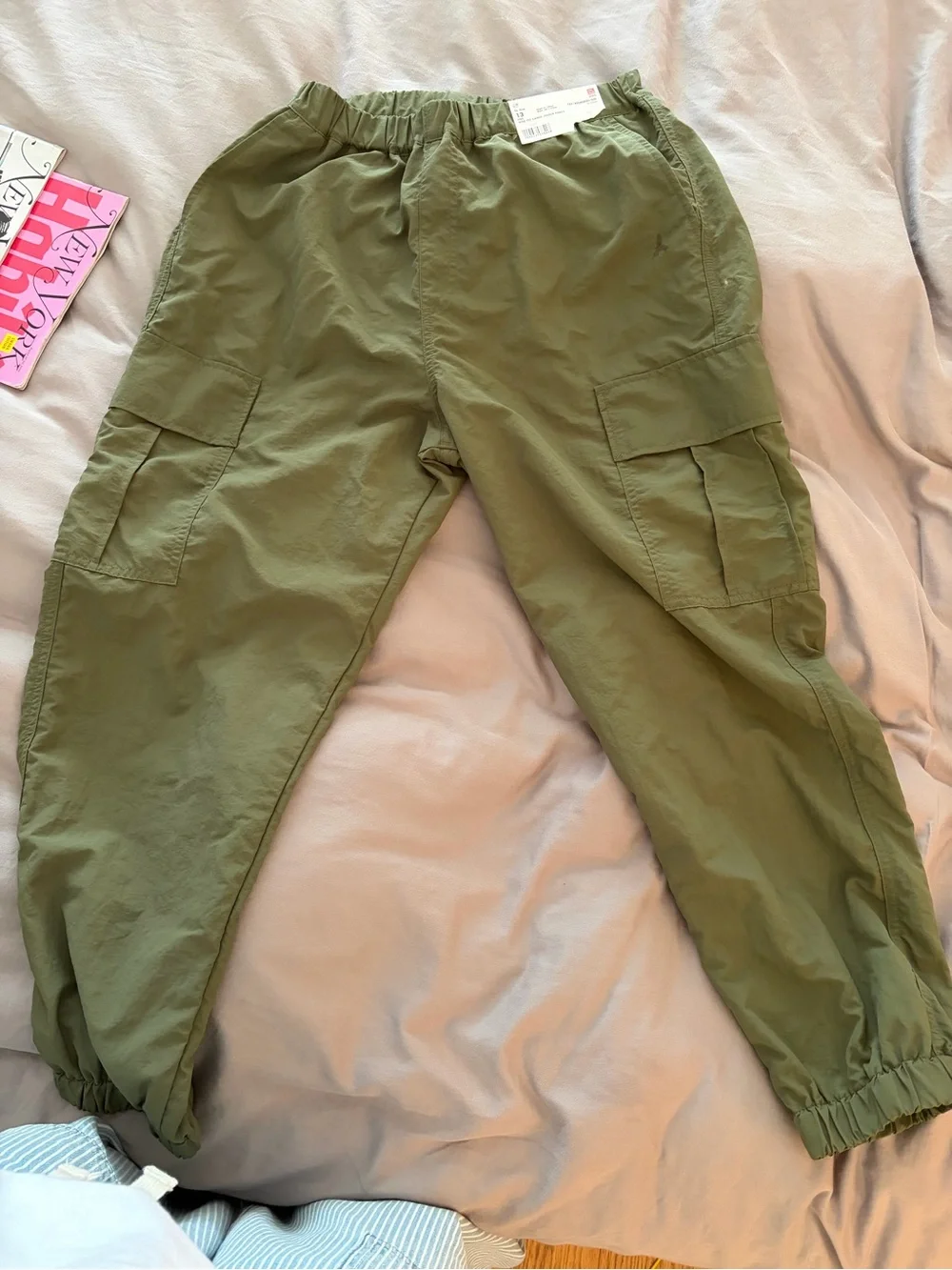 Uniqlo Kids Olive Wide-Fit Cargo Jogger Pants